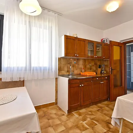 Apartment Dragana 1490 Fažana